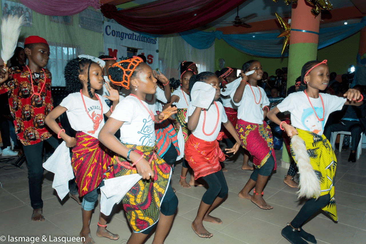 Primary arts classes